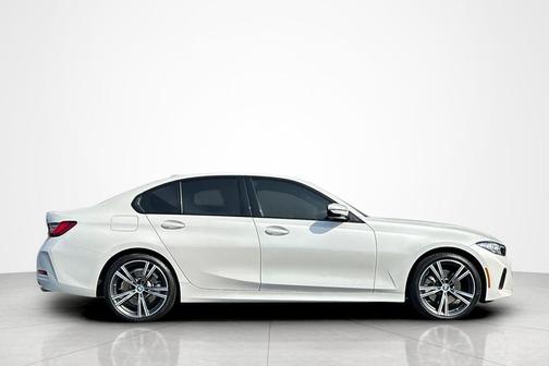 Mineral White Metallic 2023 BMW 330 i