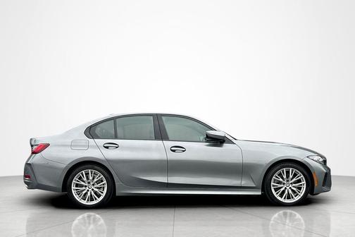 Skyscraper Grey Metallic 2023 BMW 330 330i
