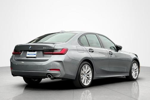 Skyscraper Grey Metallic 2023 BMW 330 330i