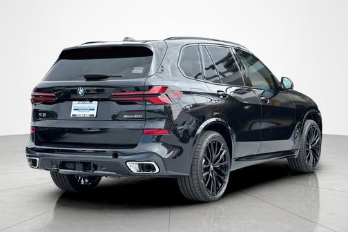 Black Sapphire Metallic 2026 BMW X5 sDrive40i