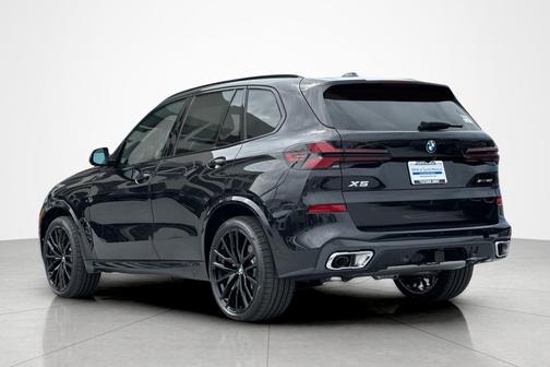 Black Sapphire Metallic 2026 BMW X5 sDrive40i