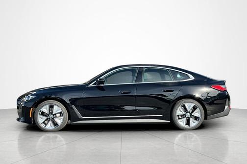 Jet Black 2026 BMW i4 Gran Coupe xDrive40