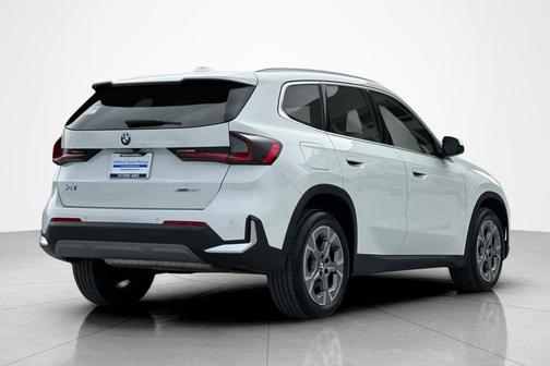 Alpine White 2023 BMW X1 xDrive28i Sports Activity Vehicle