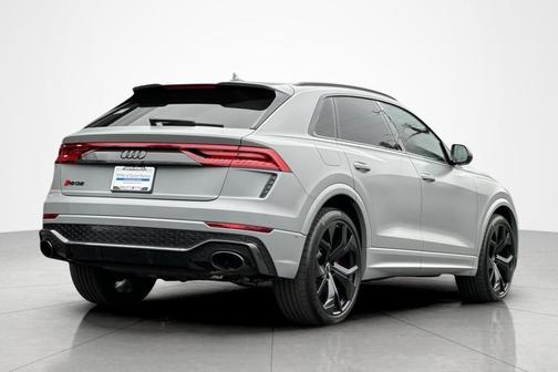 Nardo Gray 2024 Audi RS Q8 4.0T
