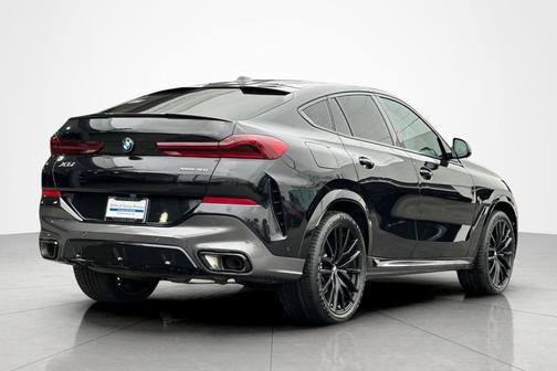 Black Sapphire Metallic 2025 BMW X6 xDrive40i