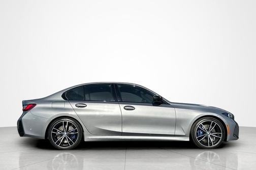 2024 BMW 330 