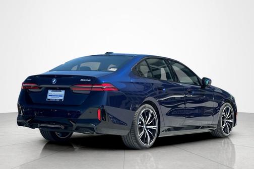 Tanzanite Blue II Metallic 2026 BMW 550e 550e xDrive Sedan