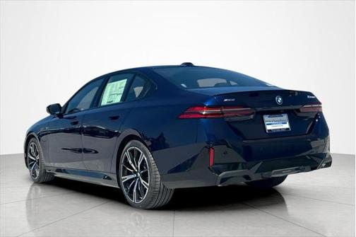 2026 BMW 550e 550e xDrive Sedan