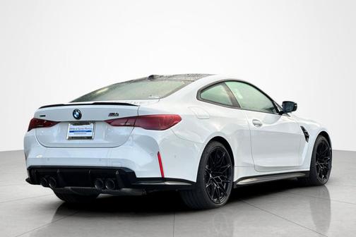 Alpine White 2026 BMW M4 Competition xDrive Coupe