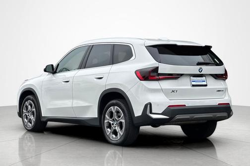 Alpine White 2023 BMW X1 xDrive28i Sports Activity Vehicle