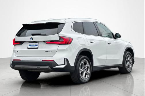 Alpine White 2023 BMW X1 xDrive28i Sports Activity Vehicle