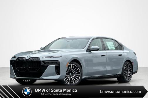 Brooklyn Grey Metallic 2026 BMW i7 eDrive50