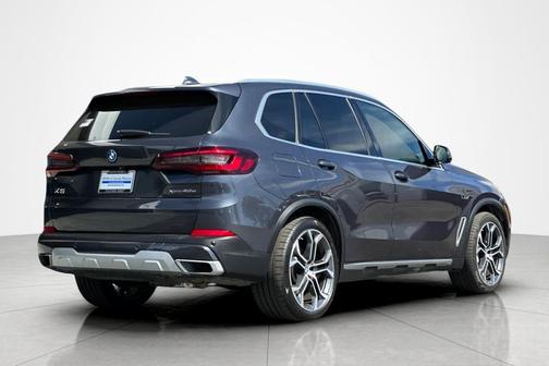 2022 BMW X5 xDrive45e Plug-In Hybrid