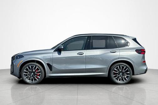 Skyscraper Grey Metallic 2026 BMW X5 PHEV xDrive50e