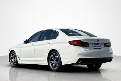 2021 BMW 530 
