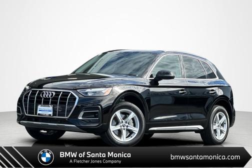 Brilliant Black 2022 Audi Q5 40 Premium