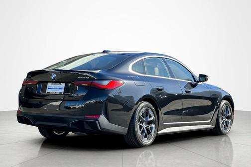 Black Sapphire Metallic 2026 BMW i4 Gran Coupe eDrive40