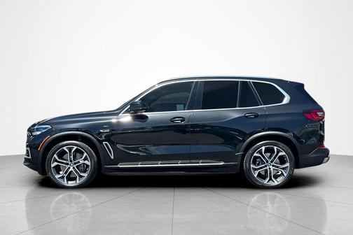 Black Sapphire Metallic 2023 BMW X5 PHEV xDrive45e