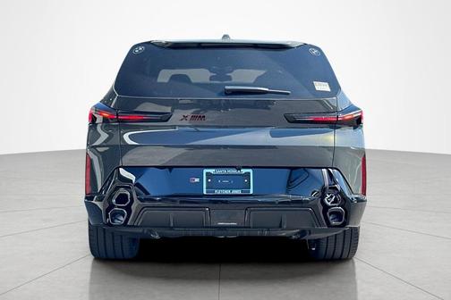 Dravit Grey Metallic 2026 BMW XM Label