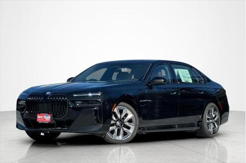 Black Sapphire Metallic 2026 BMW 750e 750e xDrive Plug-In Hybrid