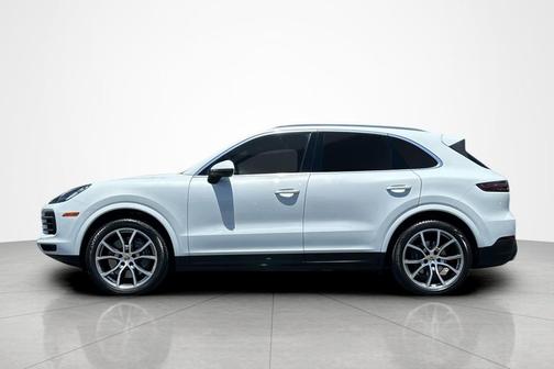 White 2023 Porsche Cayenne Cayenne