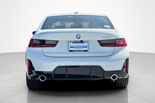 Alpine White 2026 BMW 330 330i