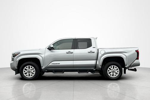 2024 Toyota Tacoma SR5 Double Cab 6' Bed AT (Natl)