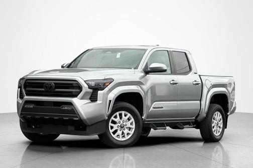 2024 Toyota Tacoma SR5 Double Cab 6' Bed AT (Natl)