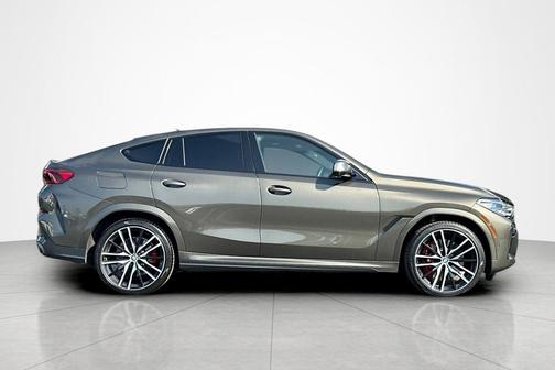 Manhattan Green Metallic 2023 BMW X6 M50i