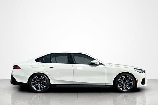Alpine White 2024 BMW 530 xDrive