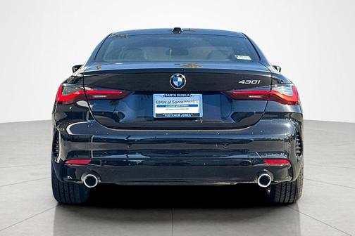 Black Sapphire Metallic 2026 BMW 430 i