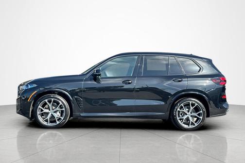 Black Sapphire Metallic 2026 BMW X5 sDrive40i