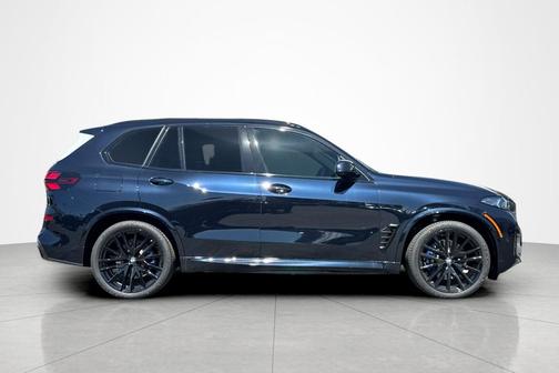 Carbon Black Metallic 2026 BMW X5 sDrive40i