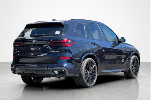 Carbon Black Metallic 2026 BMW X5 sDrive40i