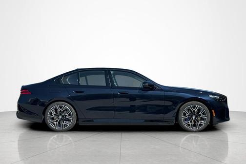 Carbon Black Metallic 2026 BMW i5 eDrive40