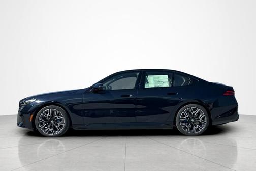 Carbon Black Metallic 2026 BMW i5 eDrive40
