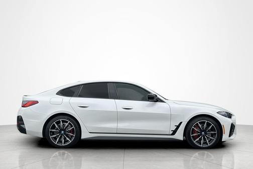 Mineral White Metallic 2023 BMW i4 Gran Coupe eDrive40