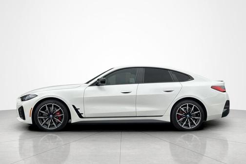 Mineral White Metallic 2023 BMW i4 Gran Coupe eDrive40