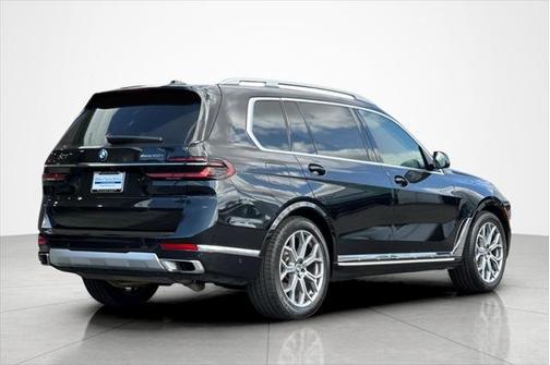 2024 BMW X7 xDrive40i Sports Activity Vehicle