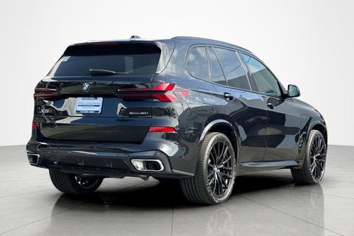 Black Sapphire Metallic 2024 BMW X5 sDrive40i