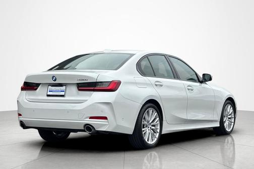 Mineral White Metallic 2023 BMW 330 330i