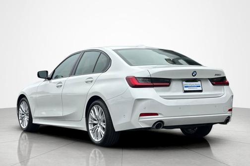 Mineral White Metallic 2023 BMW 330 330i