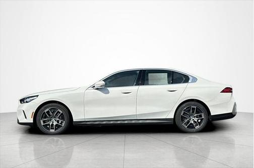 2026 BMW 530 530i Sedan