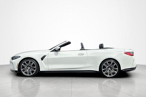 Alpine White 2023 BMW M4 Competition xDrive