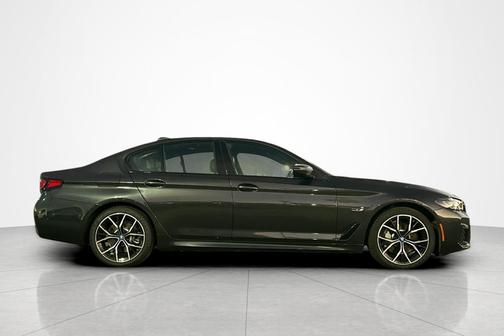 2022 BMW 530e Base