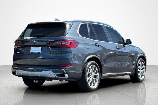 Arctic Grey Metallic 2022 BMW X5 xDrive40i