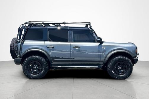 Carbonized Gray Metallic 2024 Ford Bronco Wildtrak