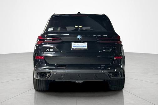 Black Sapphire Metallic 2026 BMW X5 PHEV xDrive50e
