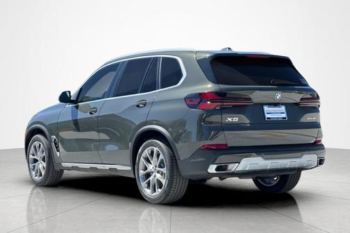 Dravit Grey Metallic 2026 BMW X5 xDrive40i