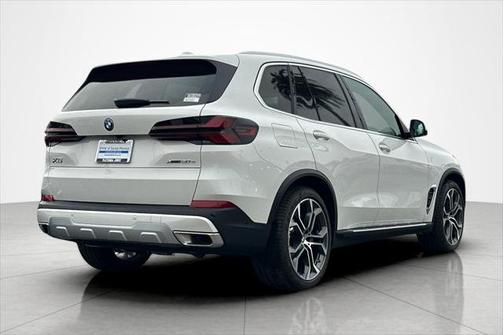 2026 BMW X5 xDrive50e Plug-In Hybrid